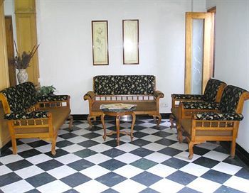 Rukmini Riviera Hotel Haiderabad Buitenkant foto