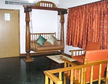 Rukmini Riviera Hotel Haiderabad Buitenkant foto